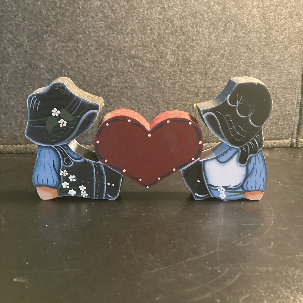 Primitive Amish Americana Folk Art Heart Painted Wooden Rustic Couple Cottage